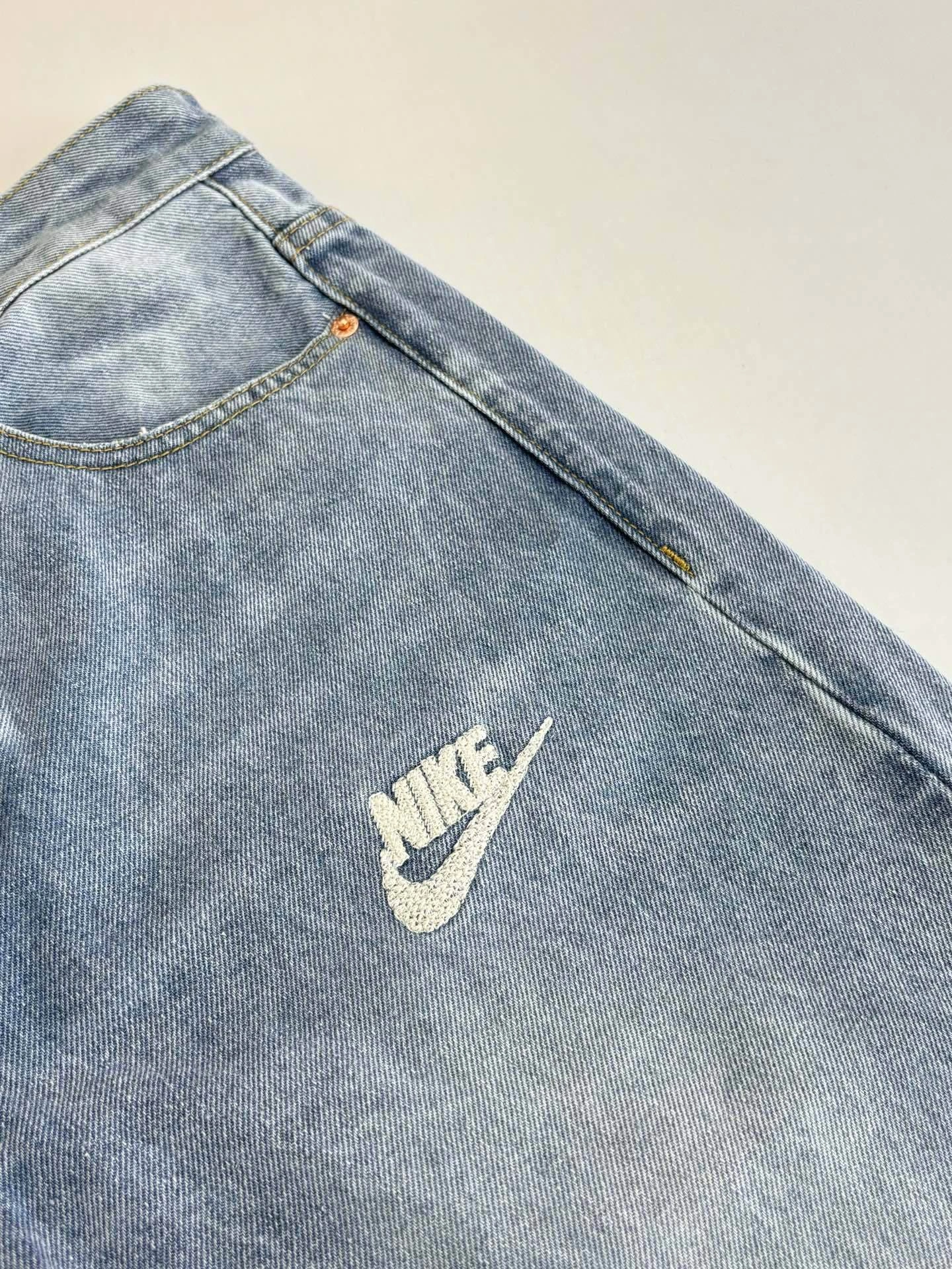 wg.luxury-- 8V Levi’s x Nike embroidery item: E-F431J1722
